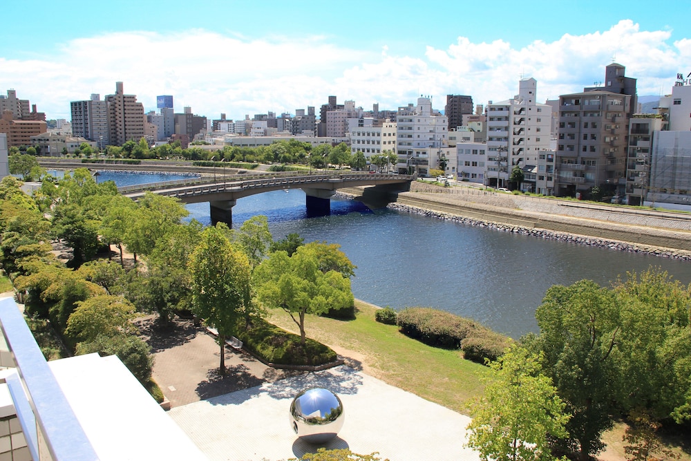 Hiroshima City Bunka Koryu Kaikan 57/63