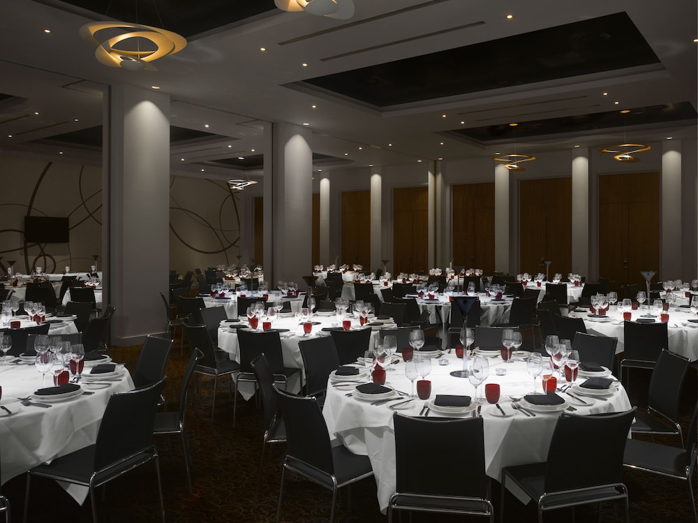 Majestic Hotel Cardiff 18/32