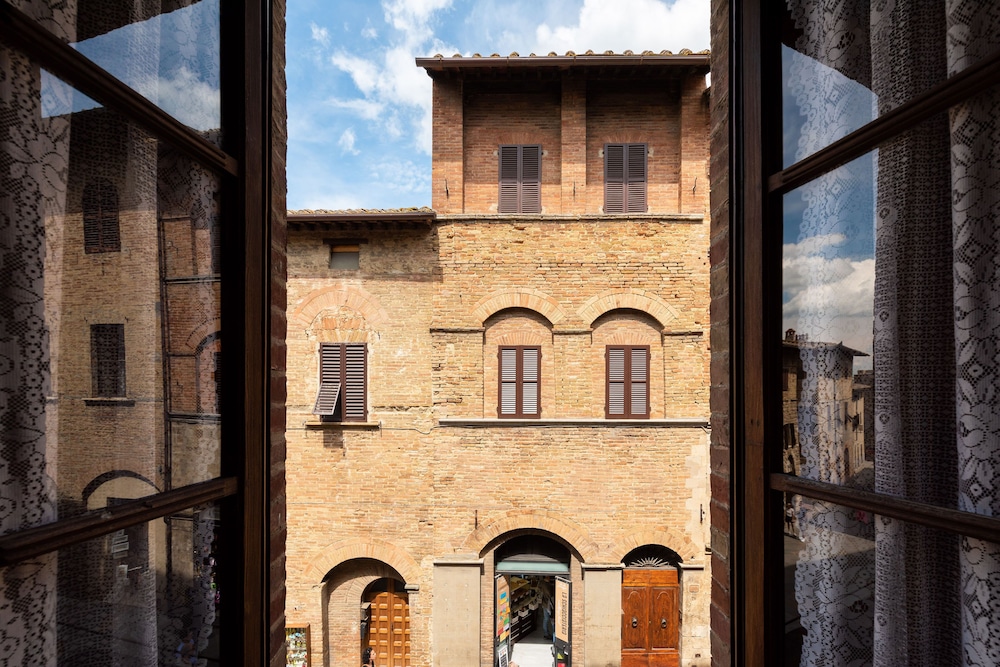 Residenza D'epoca Palazzo Buonaccorsi 4/46