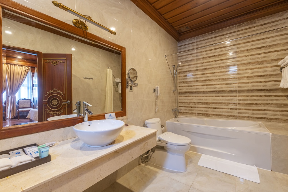 Luxury, Bungalow, King Bed, Thien Thanh Resort 7/8