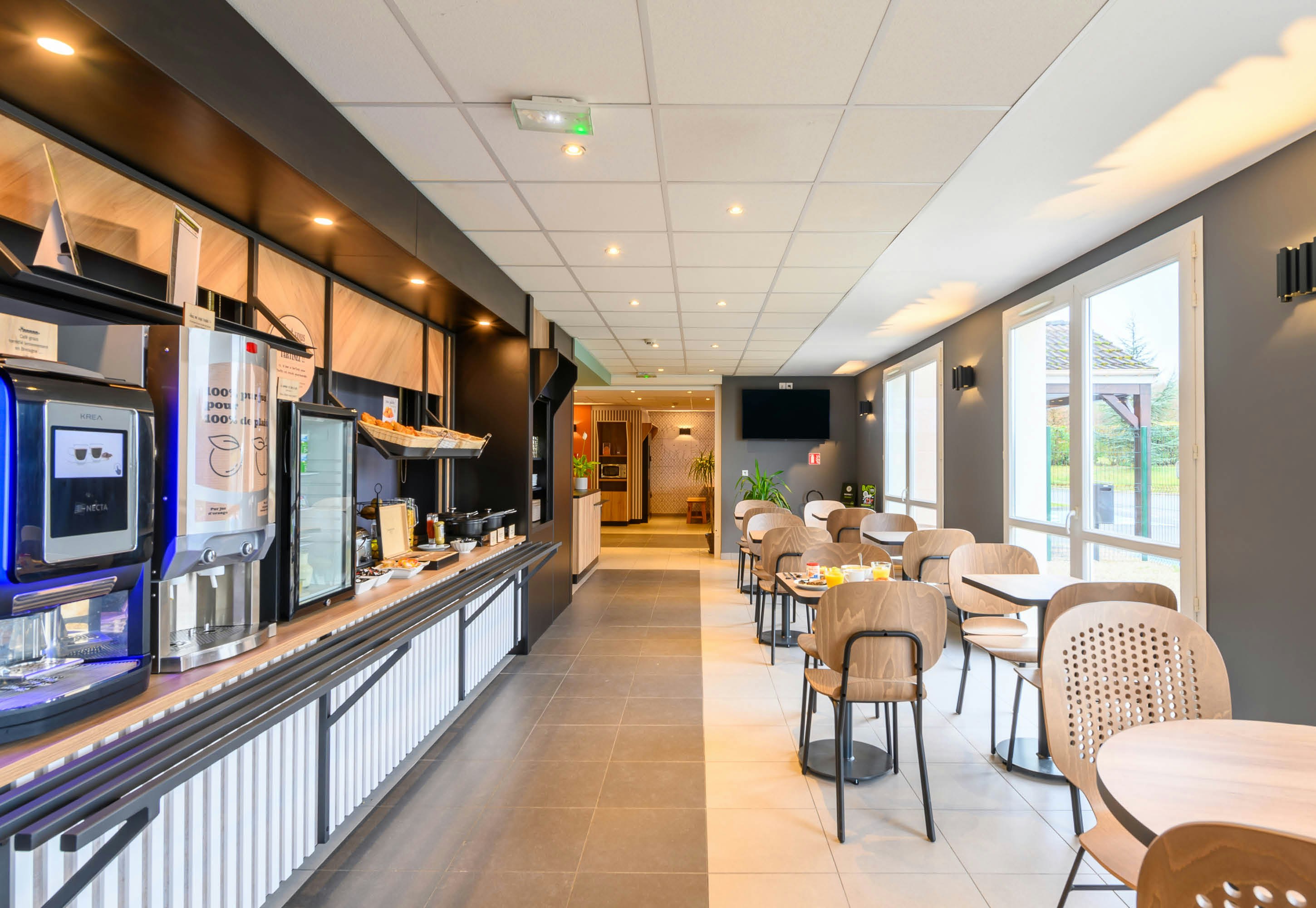 B&B HOTEL Compiegne Thourotte 16/30