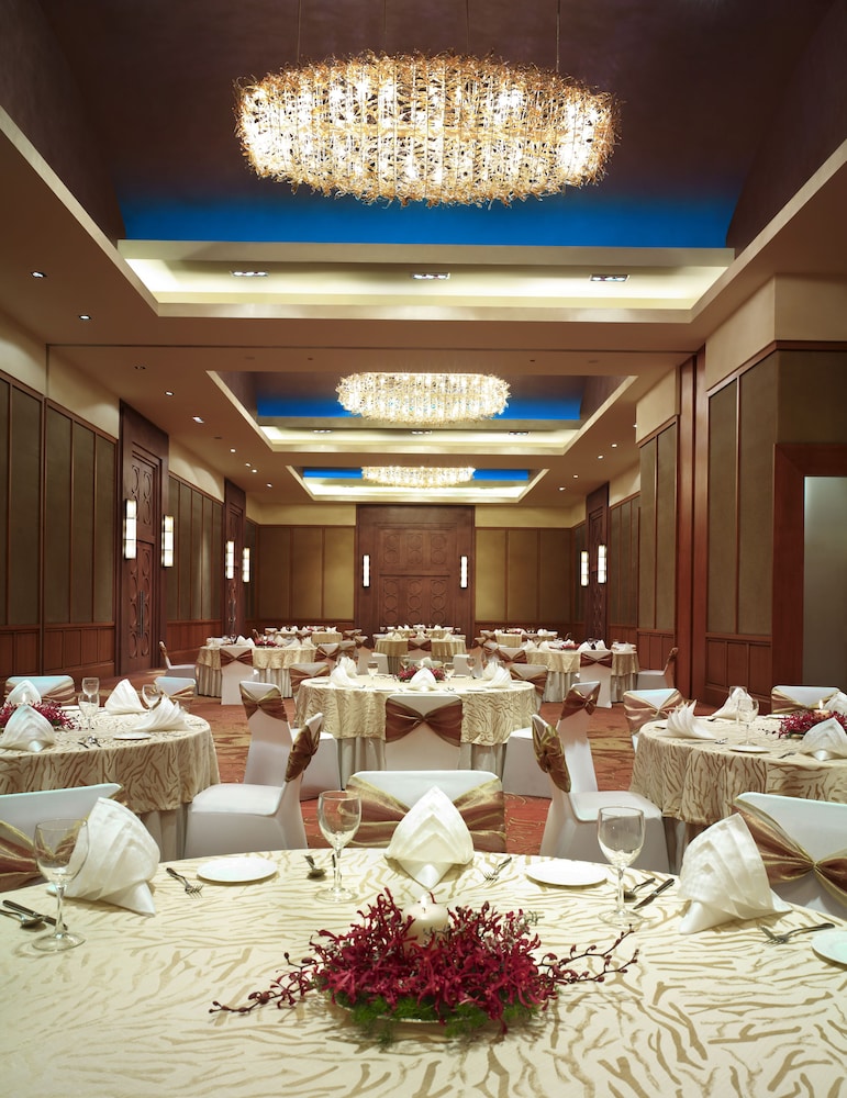 Vivanta Coimbatore 58/69