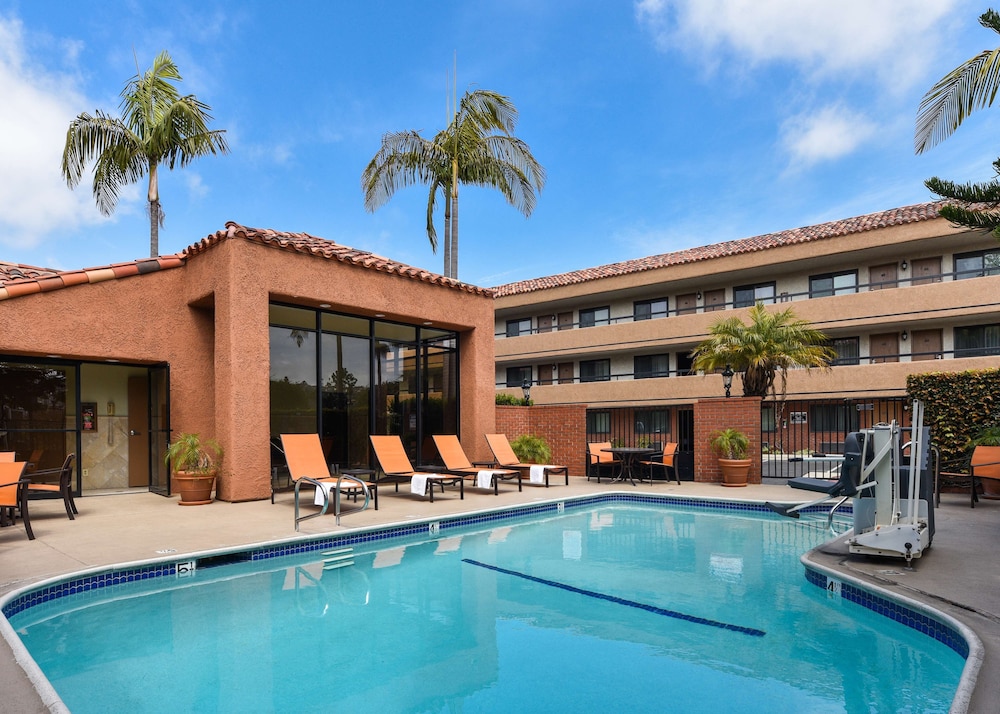 Best Western Plus Redondo Beach Inn 1/34