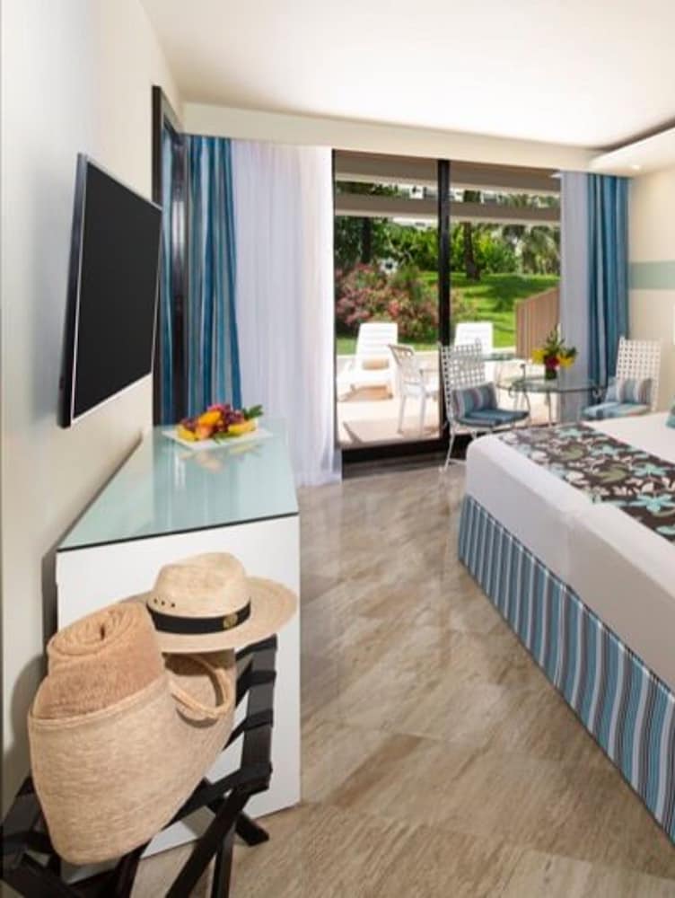 Grand Oasis Cancun All Inclusive 55/71