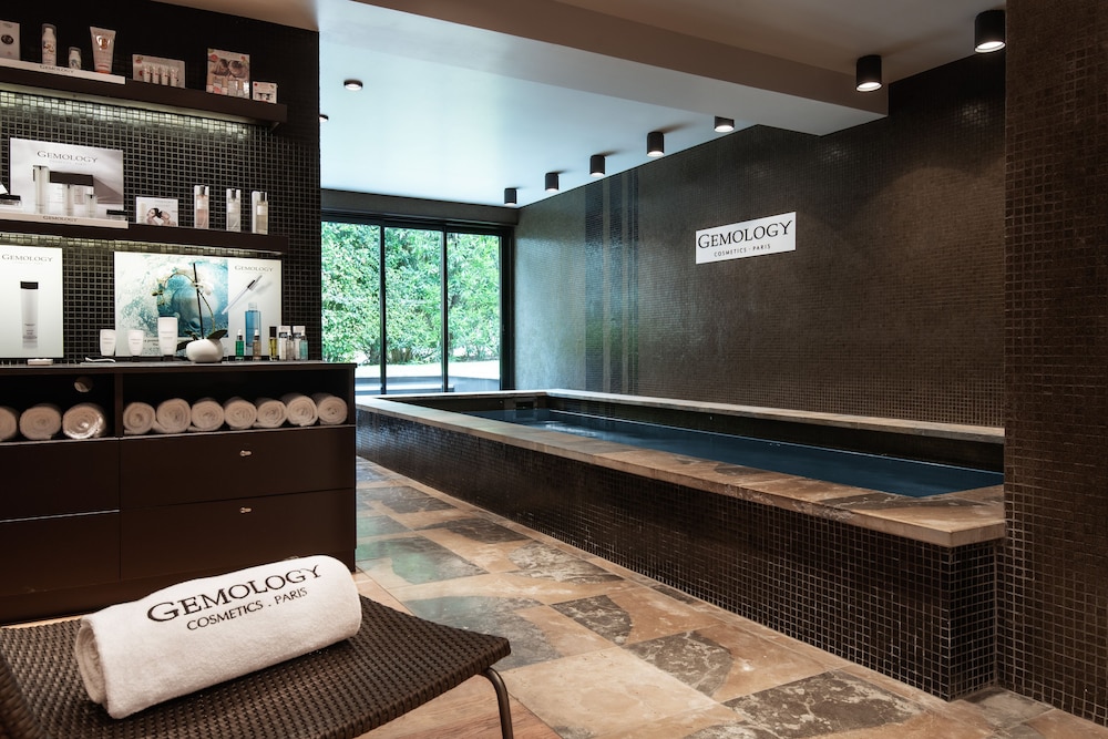 Hotel Du Chateau & Spa Carita 5/50