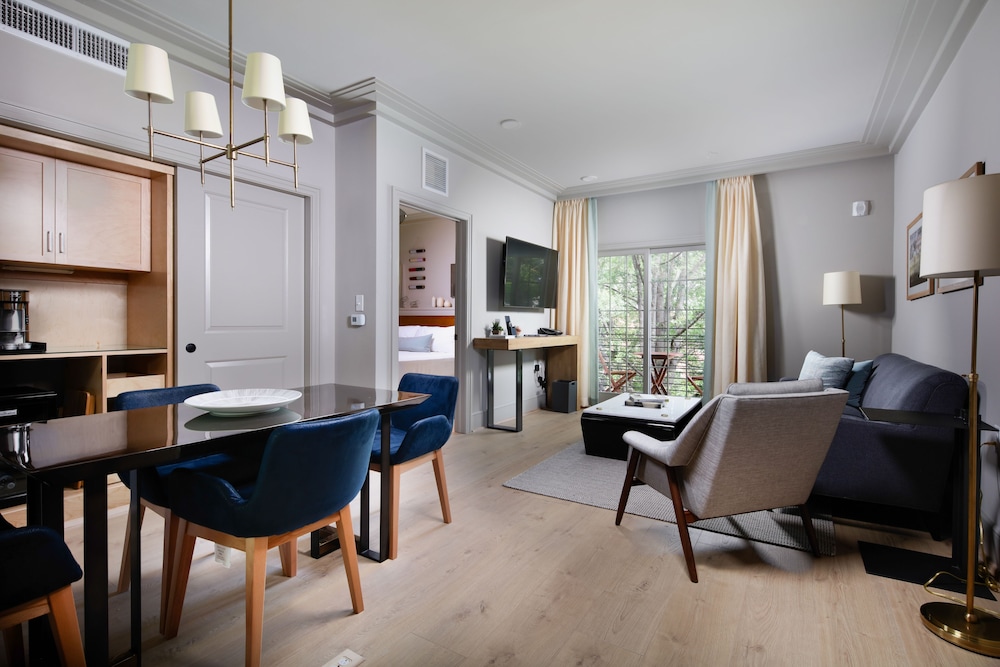 Hotel Weyanoke 33/61