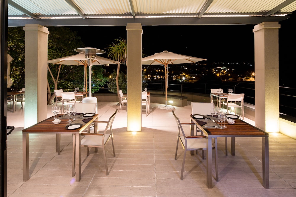 The Olive Exclusive All-Suite Hotel 21/30