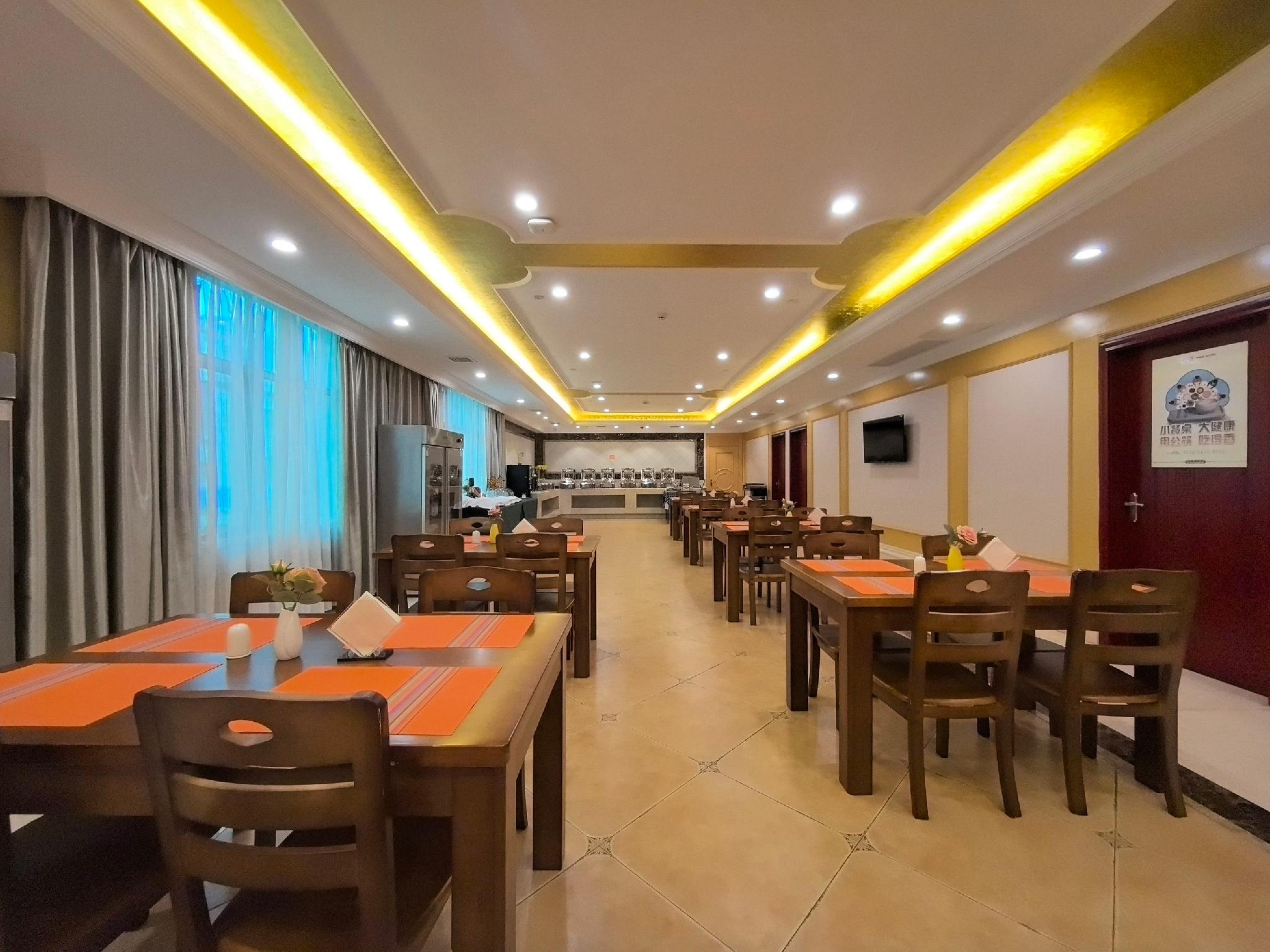 Vienna Hotel (Huidong Jilong) 29/33