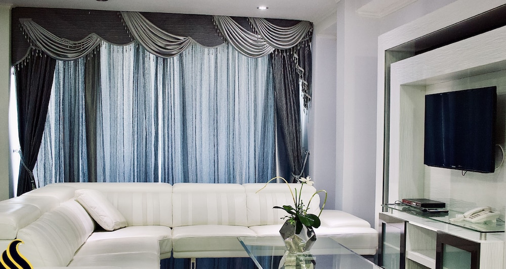 NEW HOTEL NAMPULA 30/50