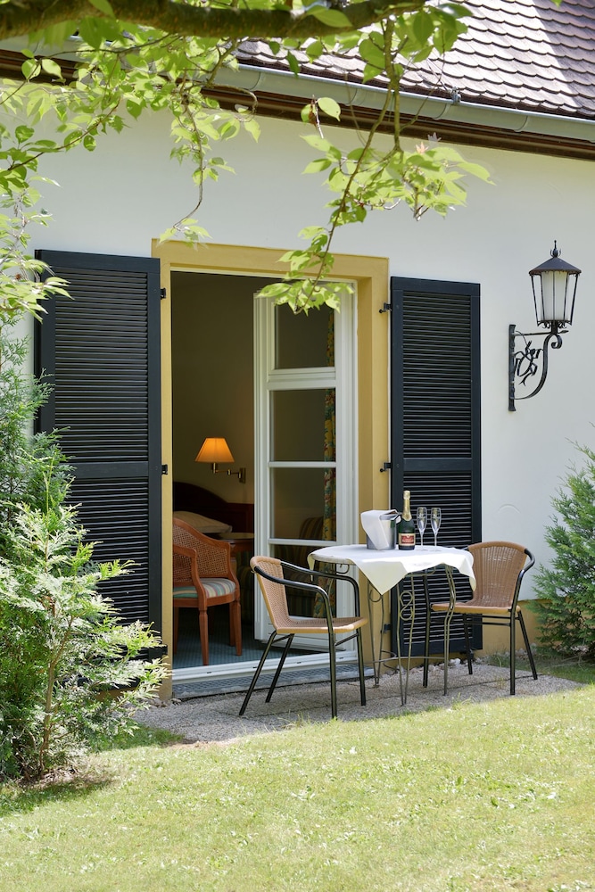 クアフュルストリッヒェ ヴァルトシェンケ モーリッツブルク 写真1