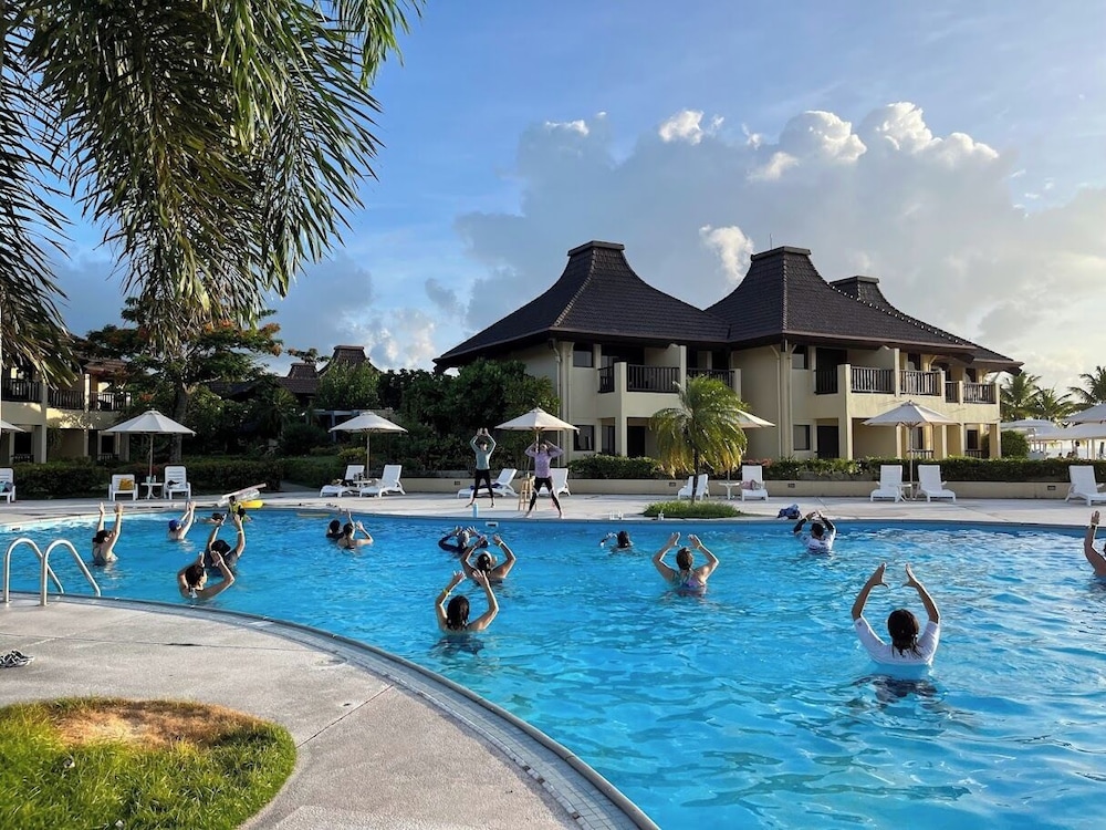 Aqua Resort Club Saipan 57/65