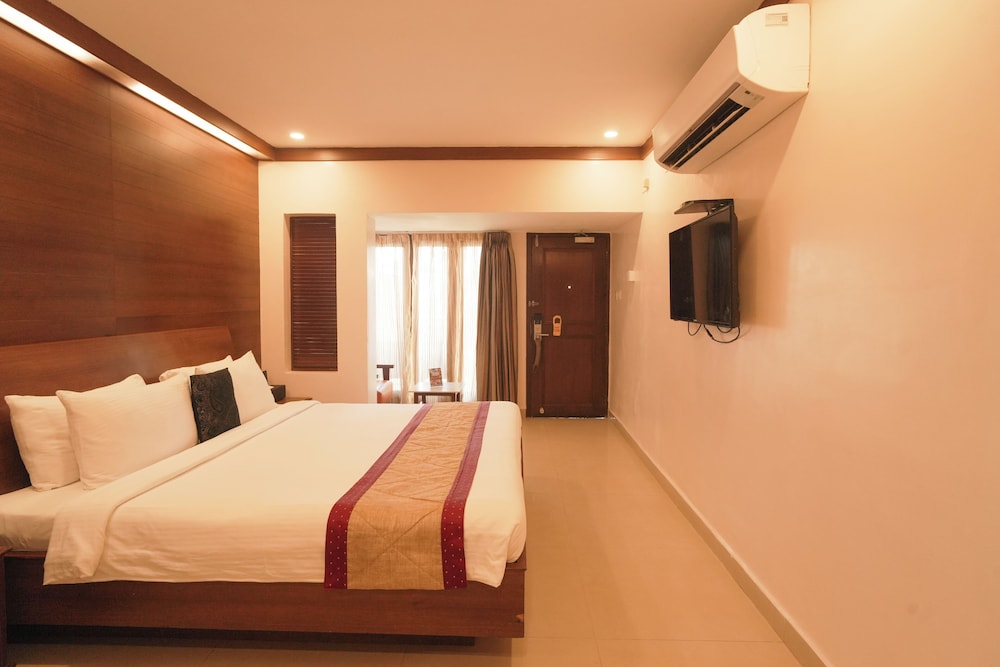 Deluxe, Queen Bed