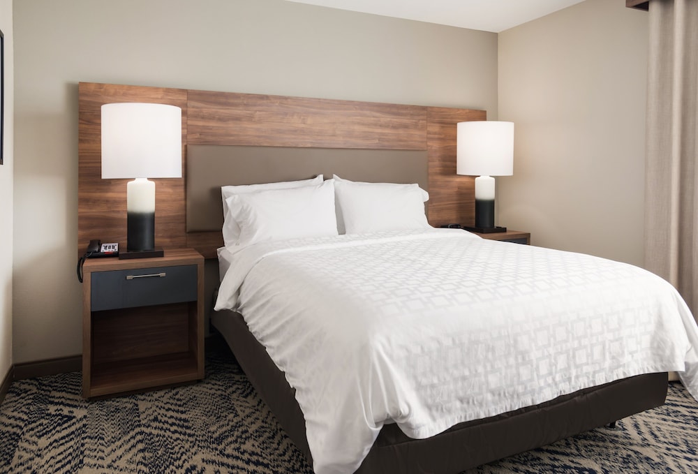 Candlewood Suites Lake Charles-Sulphur 15/30