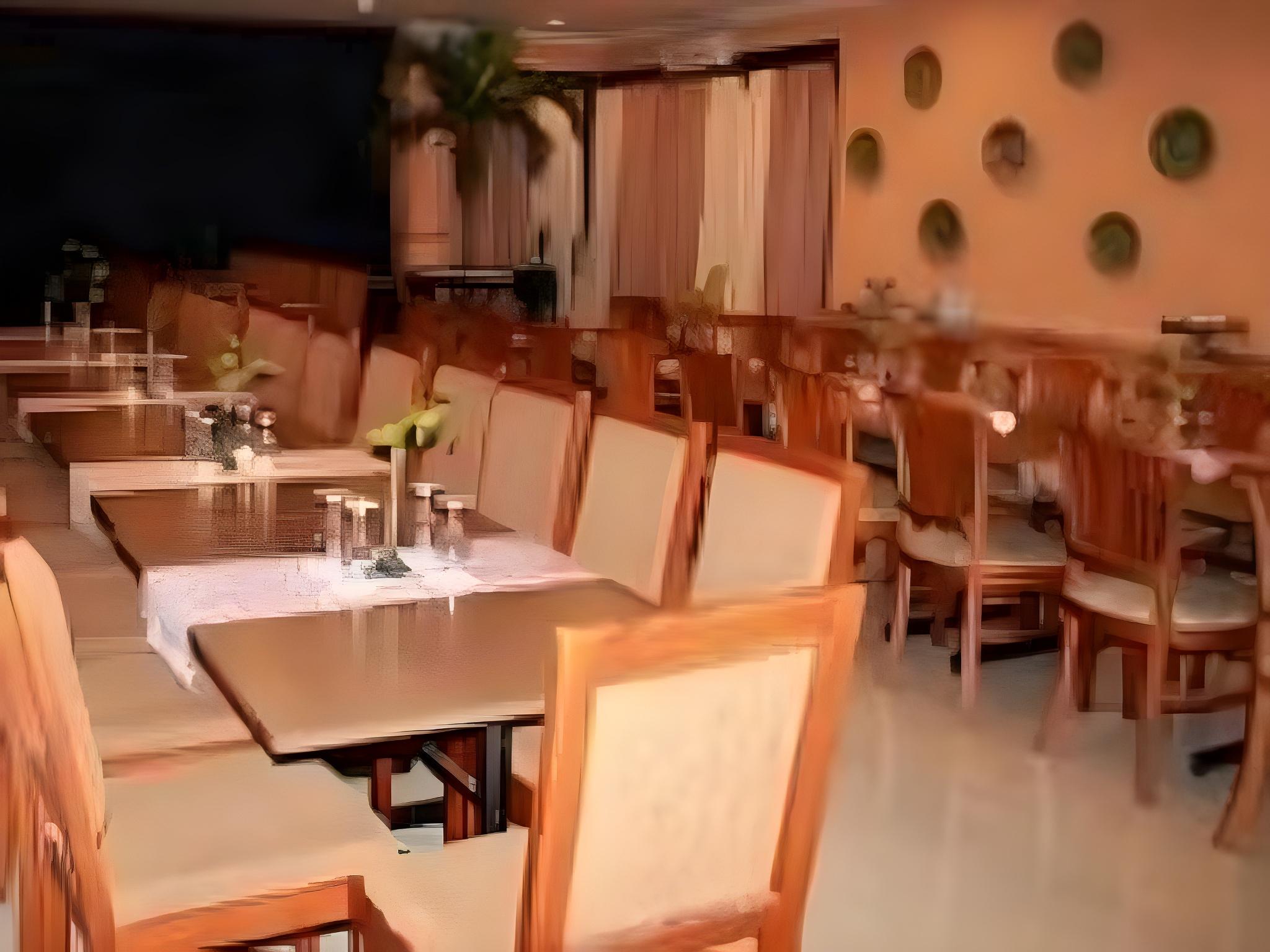 New Siliwangi Hotel Restaurant 17/25