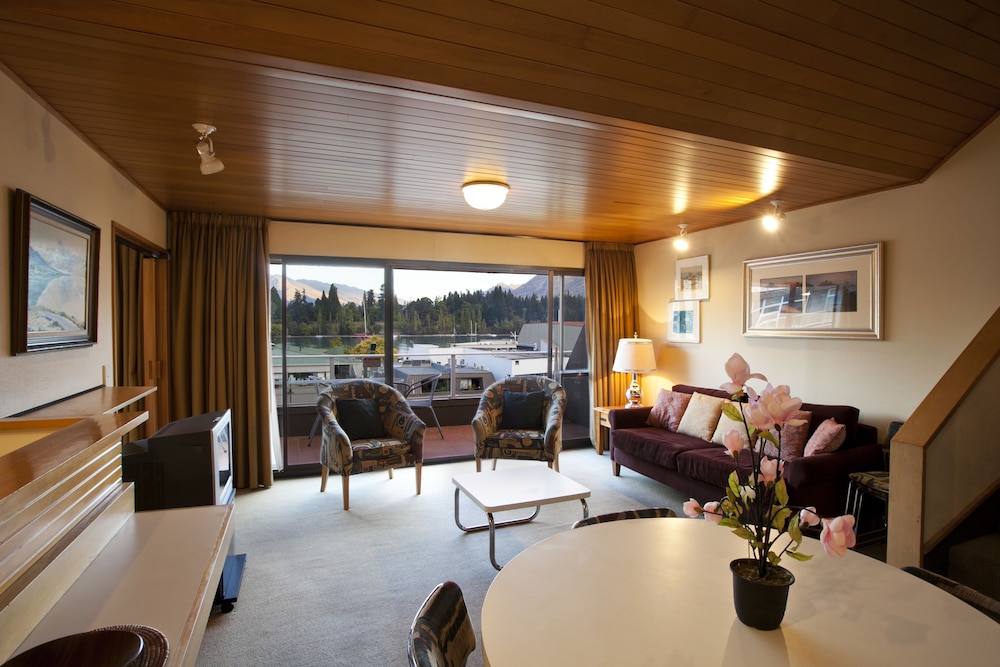 The Lofts Apartments 41/73
