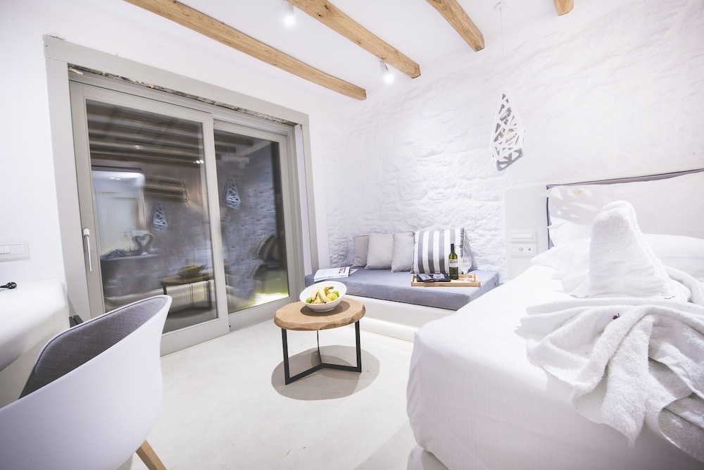 Olvos Luxury Suites Mykonos 54/73