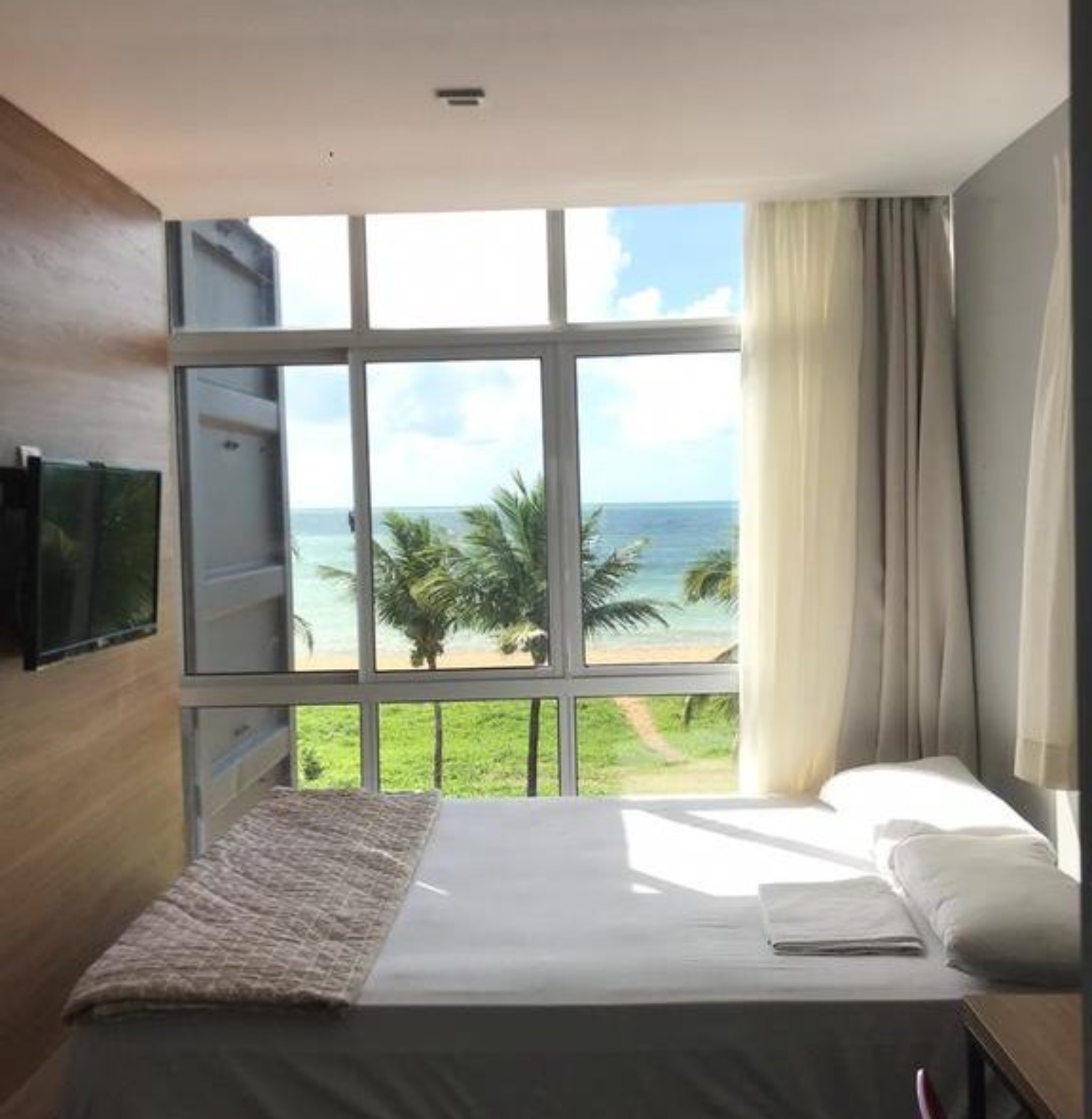 Numar Hotel 12/30