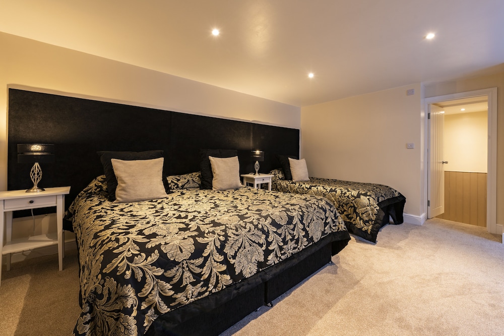 The Swan Hotel 10/50
