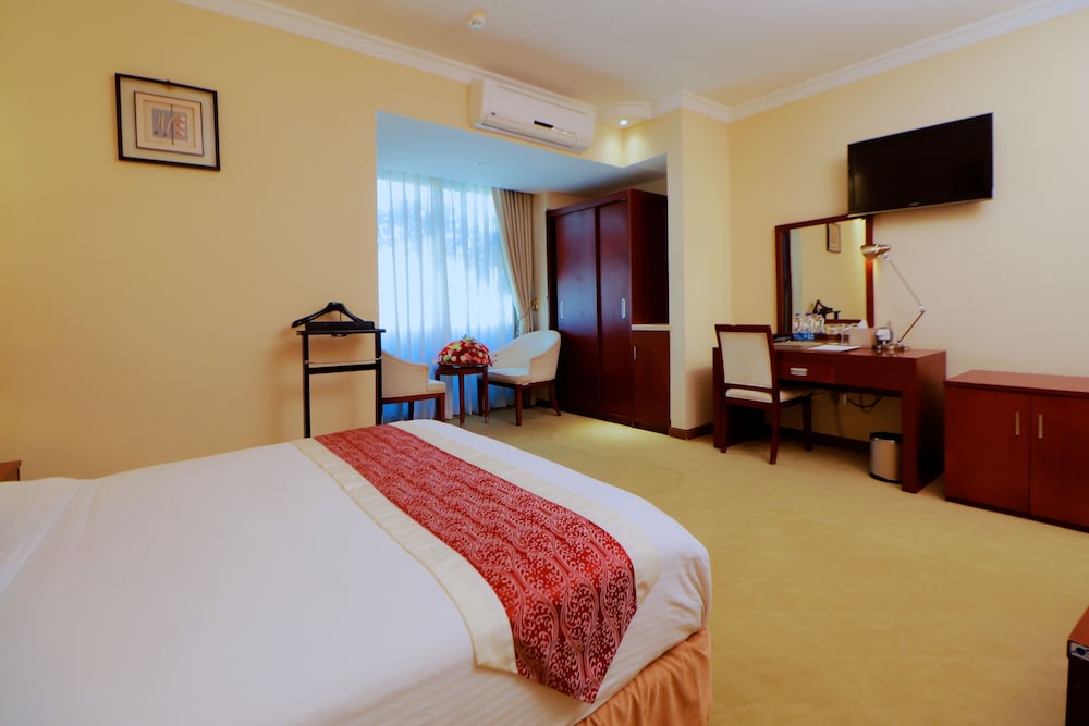 Planet Hotel 13/49