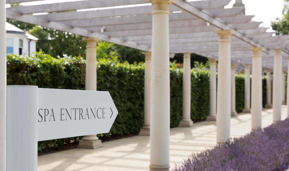 Bedford Lodge Hotel and Spa 1/49