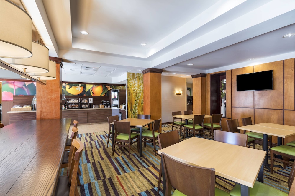Fairfield Inn & Suites Marianna 50/67
