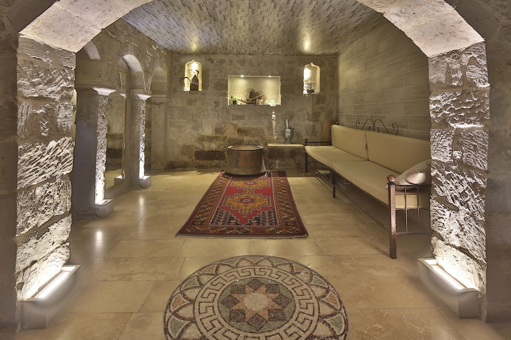 Panoramic Cave Hotel 7/50