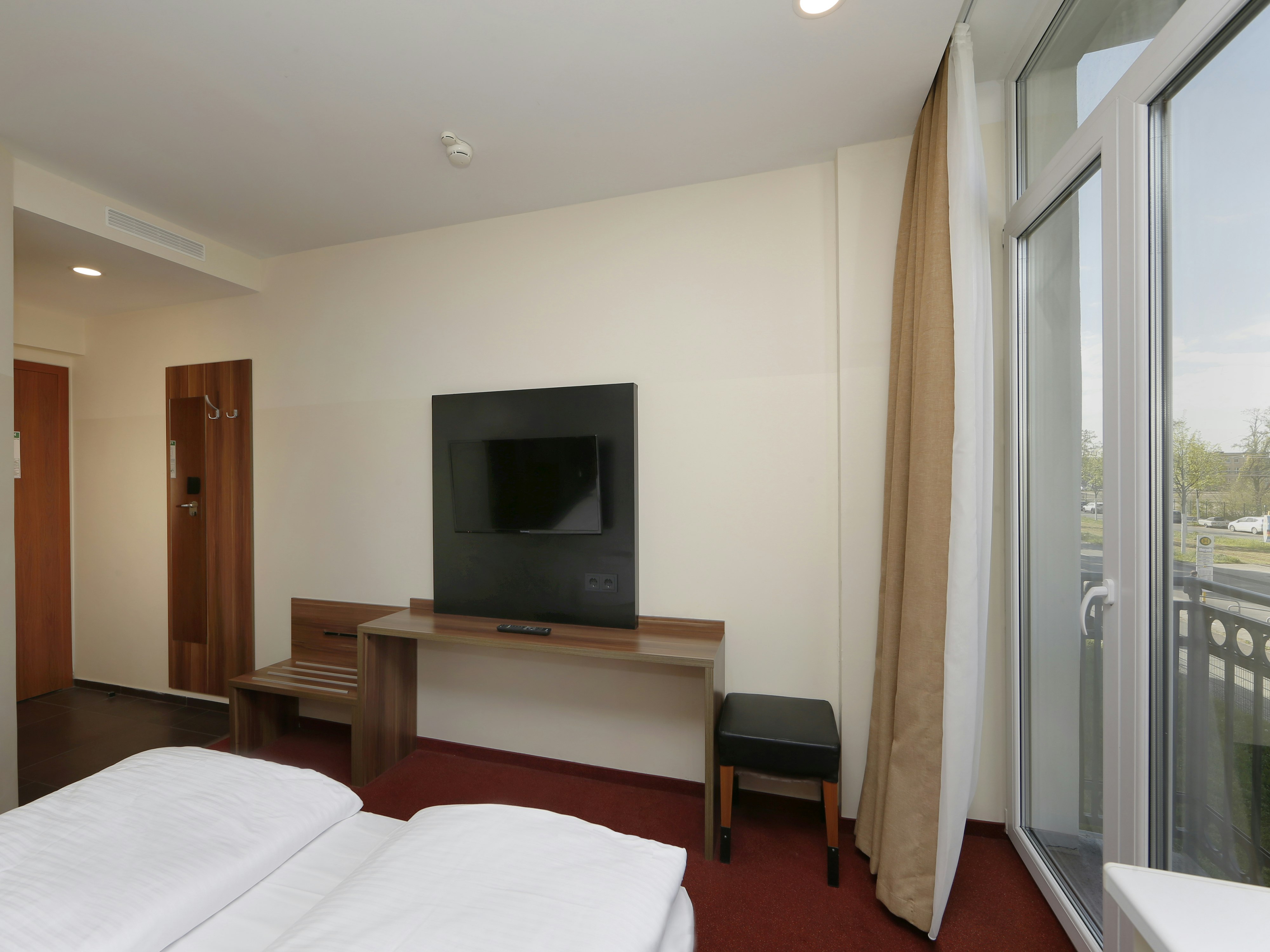 B&B HOTEL Berlin-Adlershof 28/40