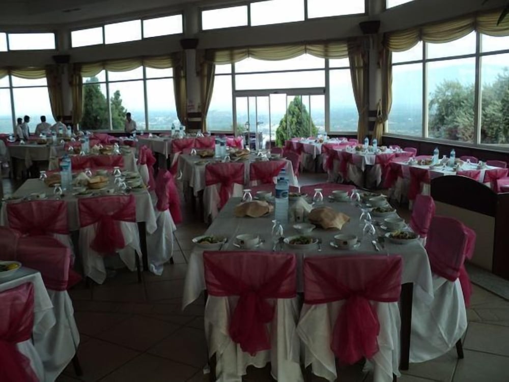 NYSA HOTEL 23/50