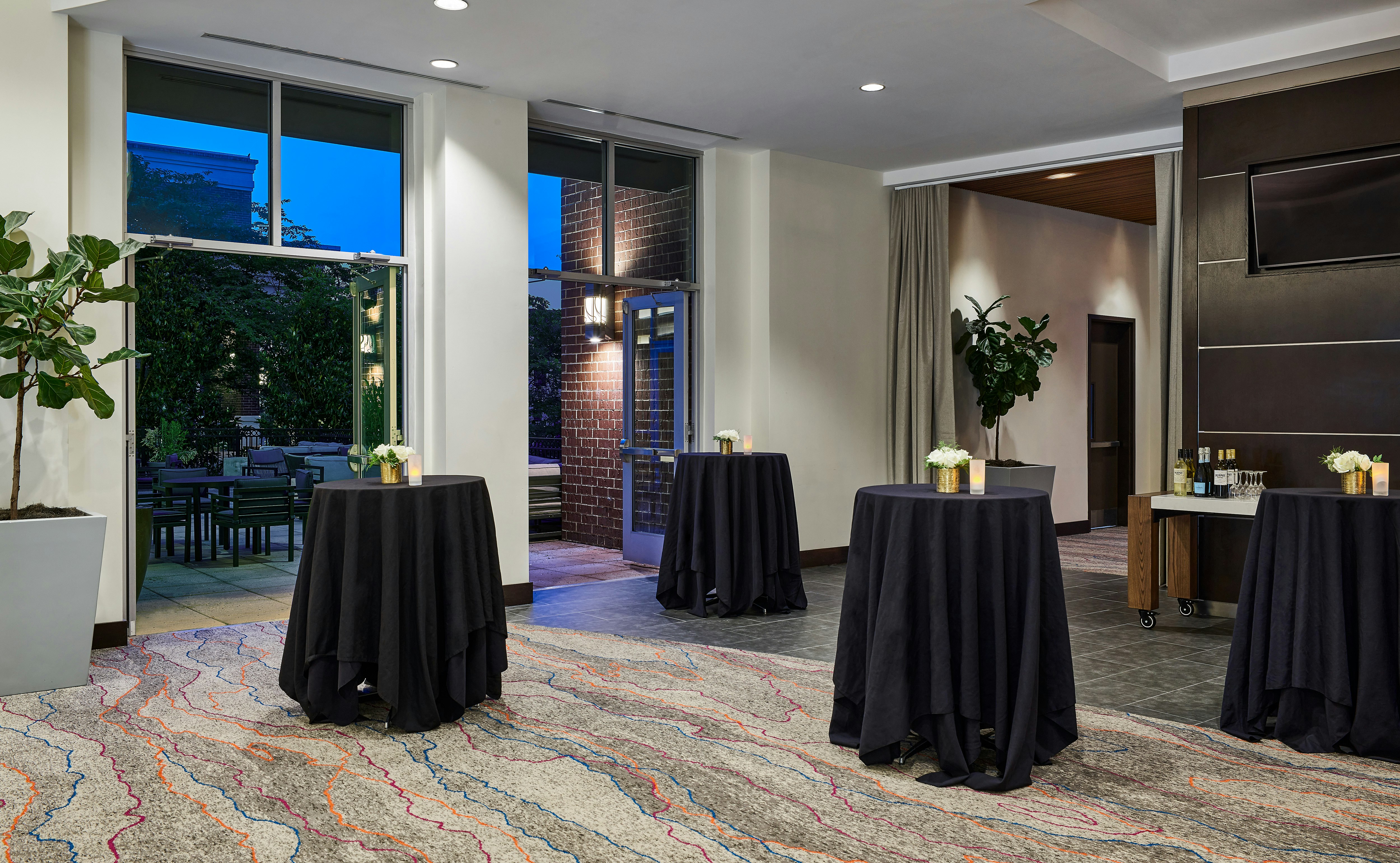 Hilton Garden Inn Nashville Downtown/Convention Center 40/68