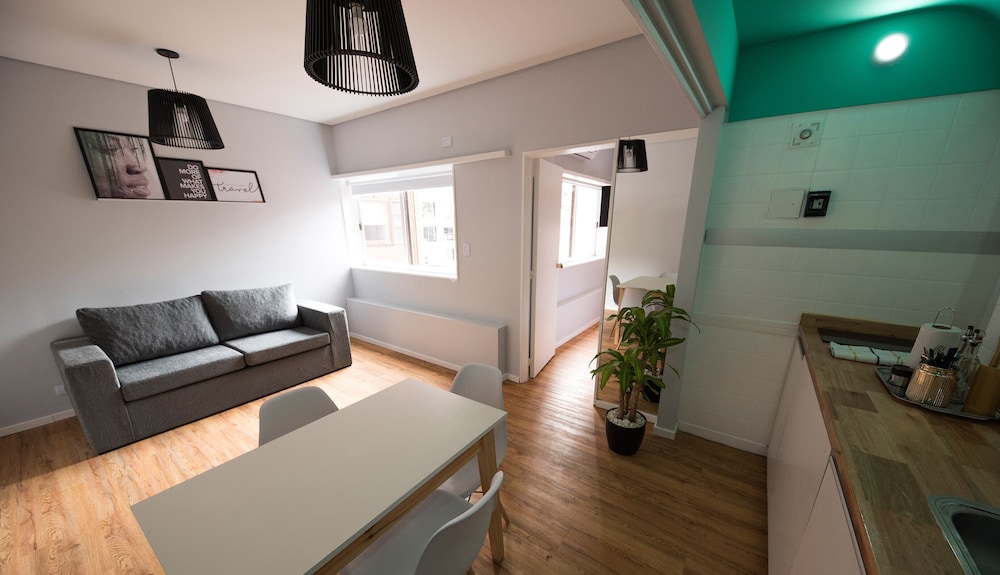 Temporary Rentals By Clh Rentals 53/73