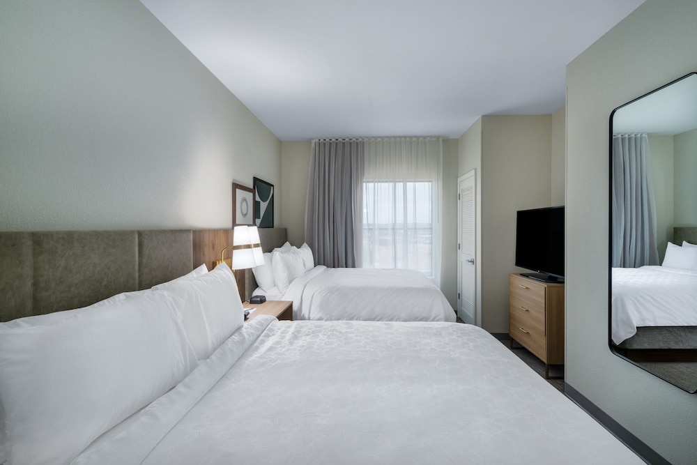 Staybridge Suites Flowood 16/61