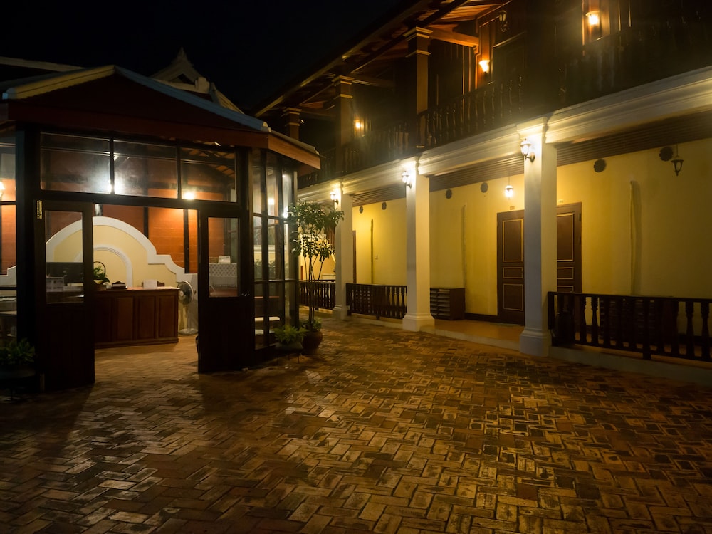 THE VIEW PAVILION - LUANG PRABANG 7/61