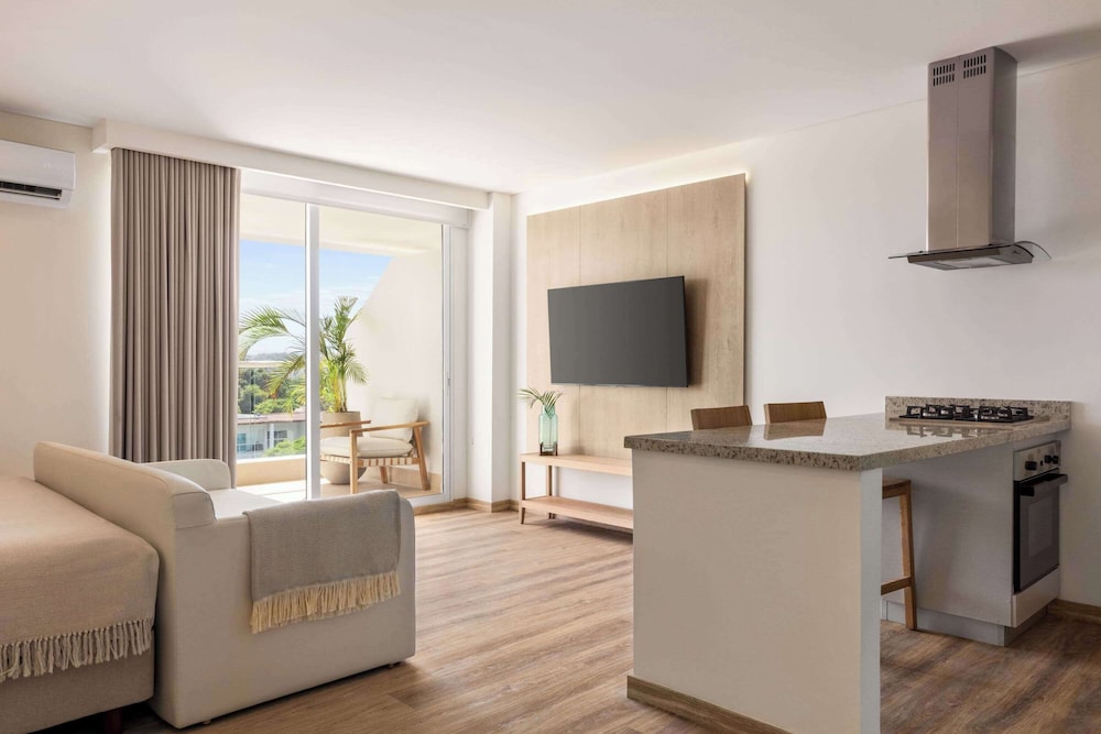 Wyndham Santa Marta Aluna Beach 65/75