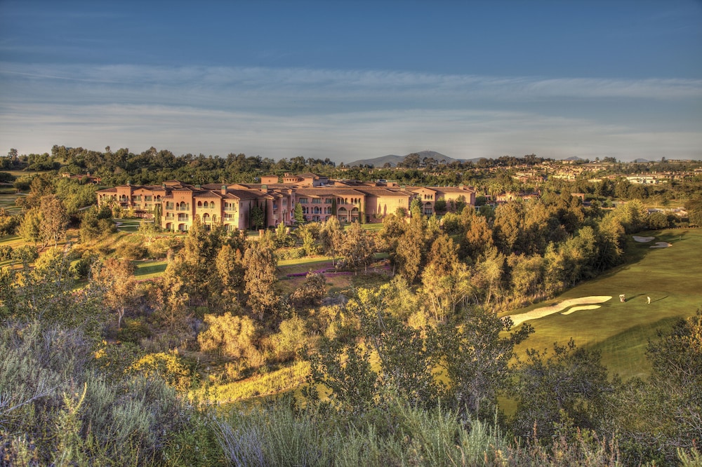 Fairmont Grand Del Mar 68/70