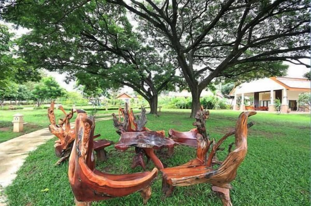 Pang Rujee Resort 13/20