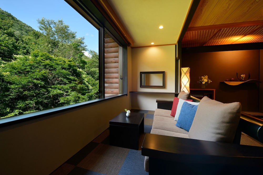 Hoshino Resorts Oirase Keiryu Hotel 12/50