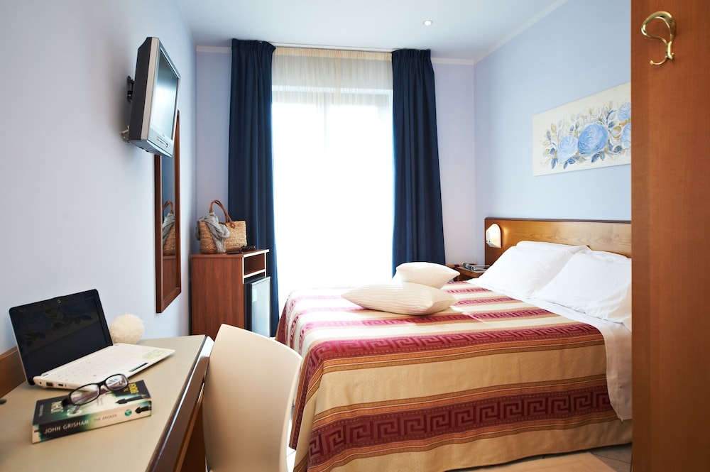Standard, Double Bed, Partial Sea View, Balcony