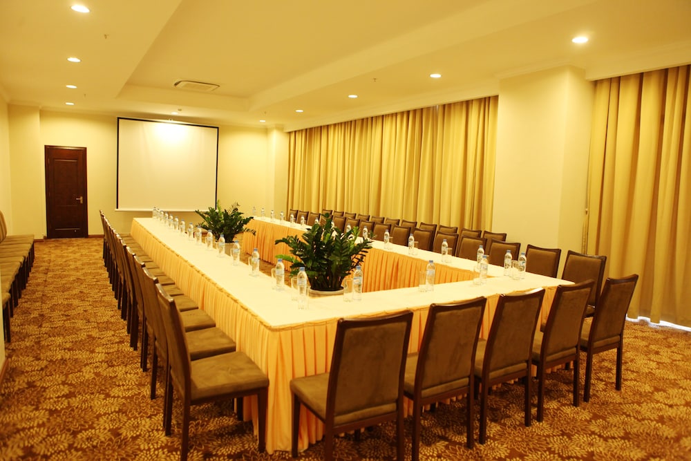 Ha Long Dc Hotel 43/45