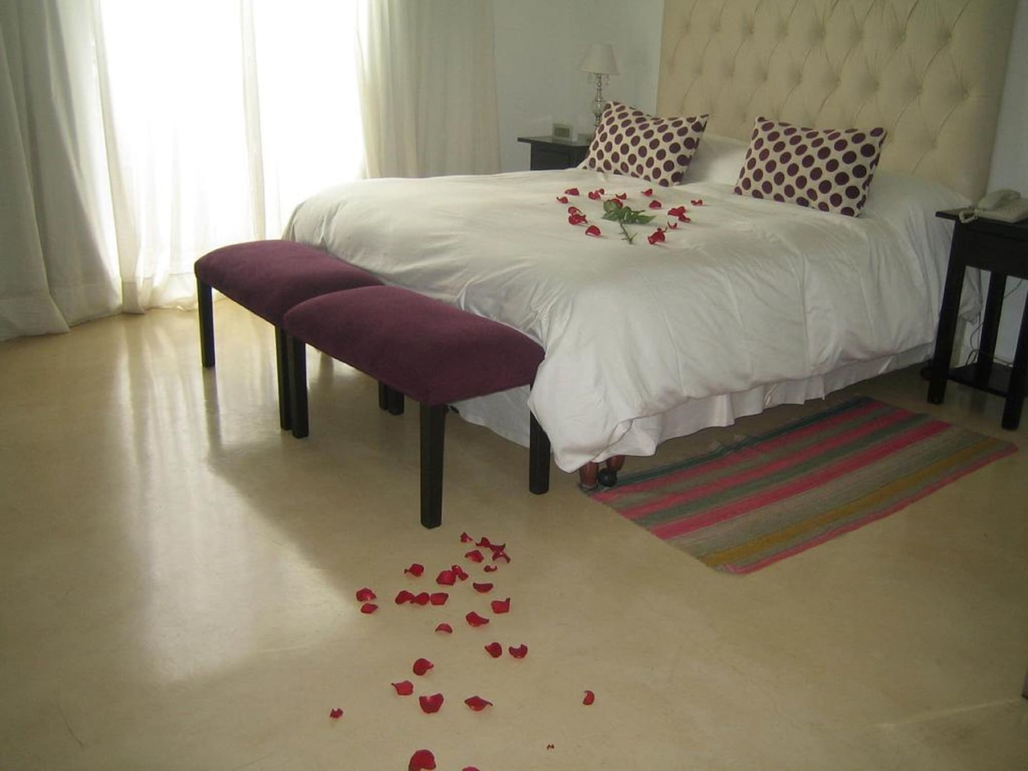 STANDARD, DOUBLE OR TWIN BED