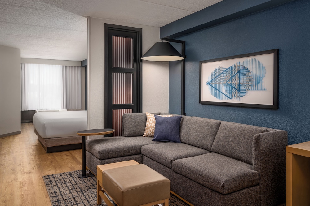 Hyatt Place Columbia/Harbison 25/50