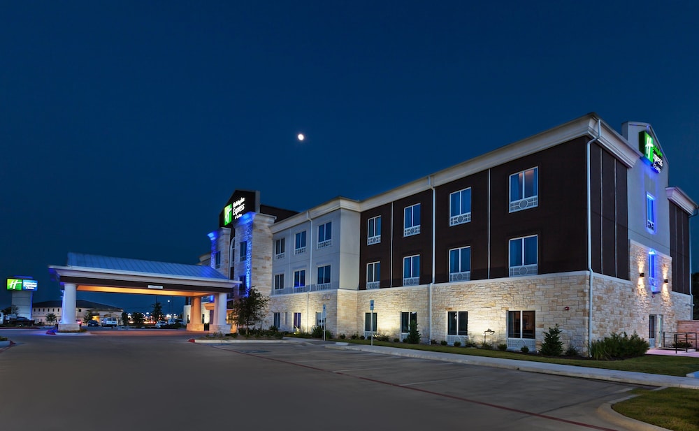 Holiday Inn Express And Suites Killeen-Fort Hood Area 3/43