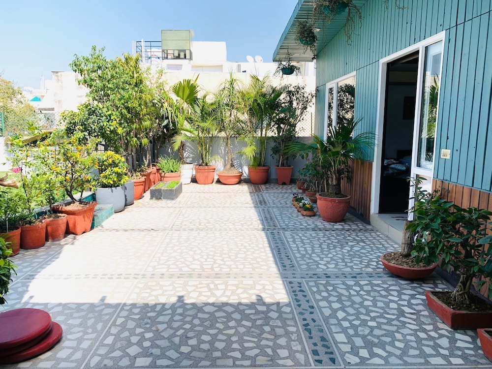Hotel Vandana S Bed And Breakfast 40/50