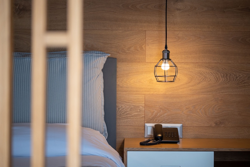 Heliotrope Boutique and Resort Hotels 39/65