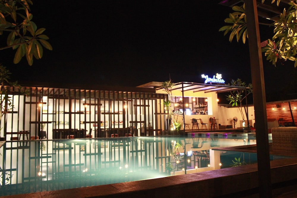 The Baliview Luxury Villas & Resto 41/43