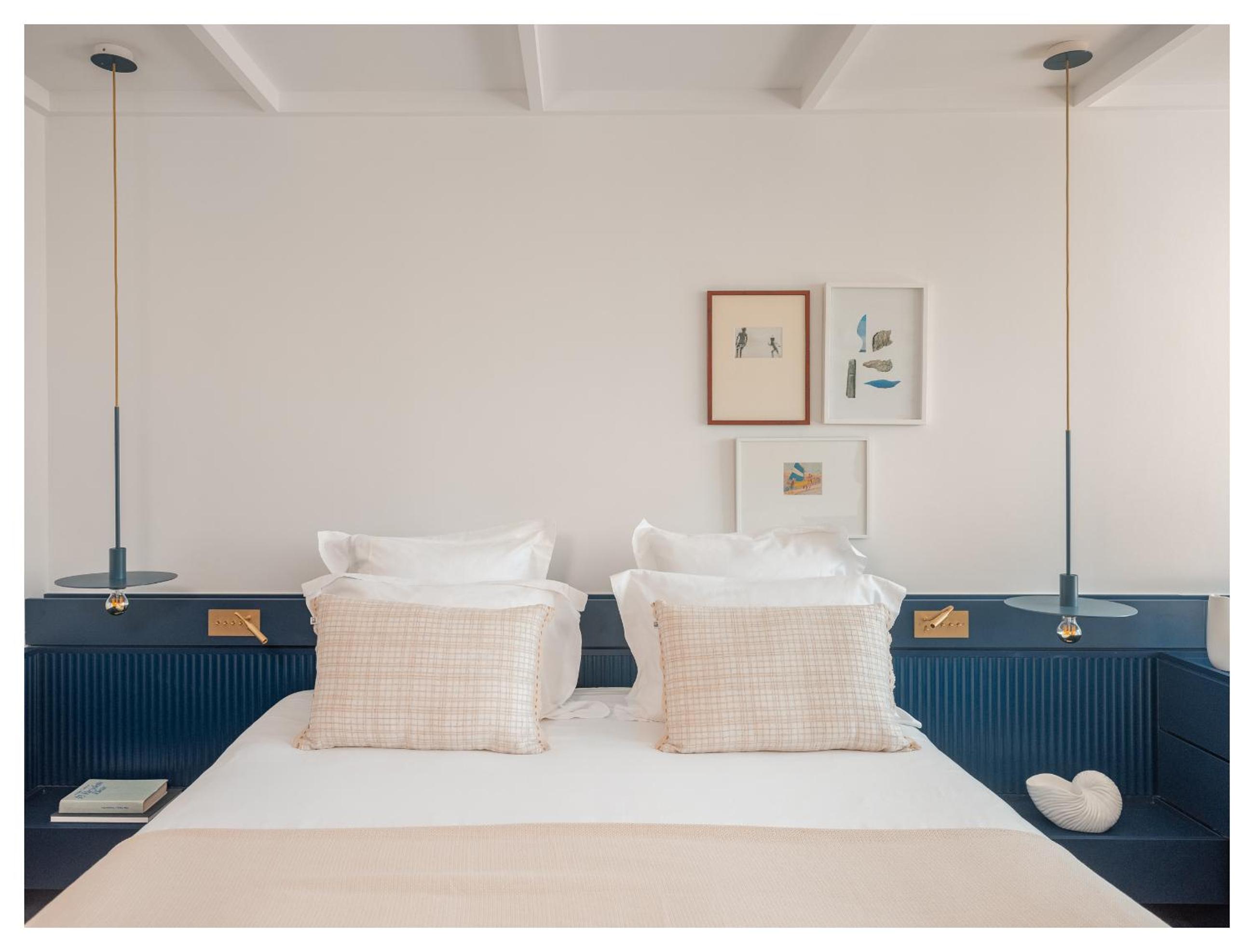 غرفة تنفيذية بسرير مزدوج بإطلالة على البحر بشرفة، Bleu Hotel & Spa by Germain Collection 2/3