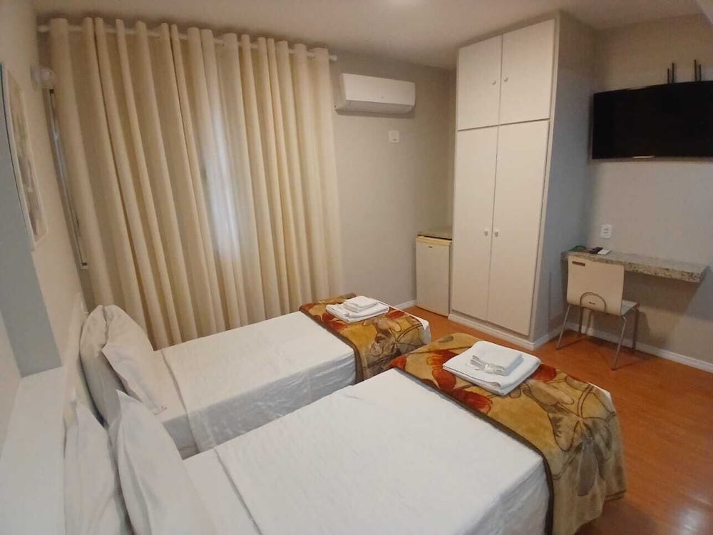 Superior, Twin Beds, Hotel San Gabriel 5/10