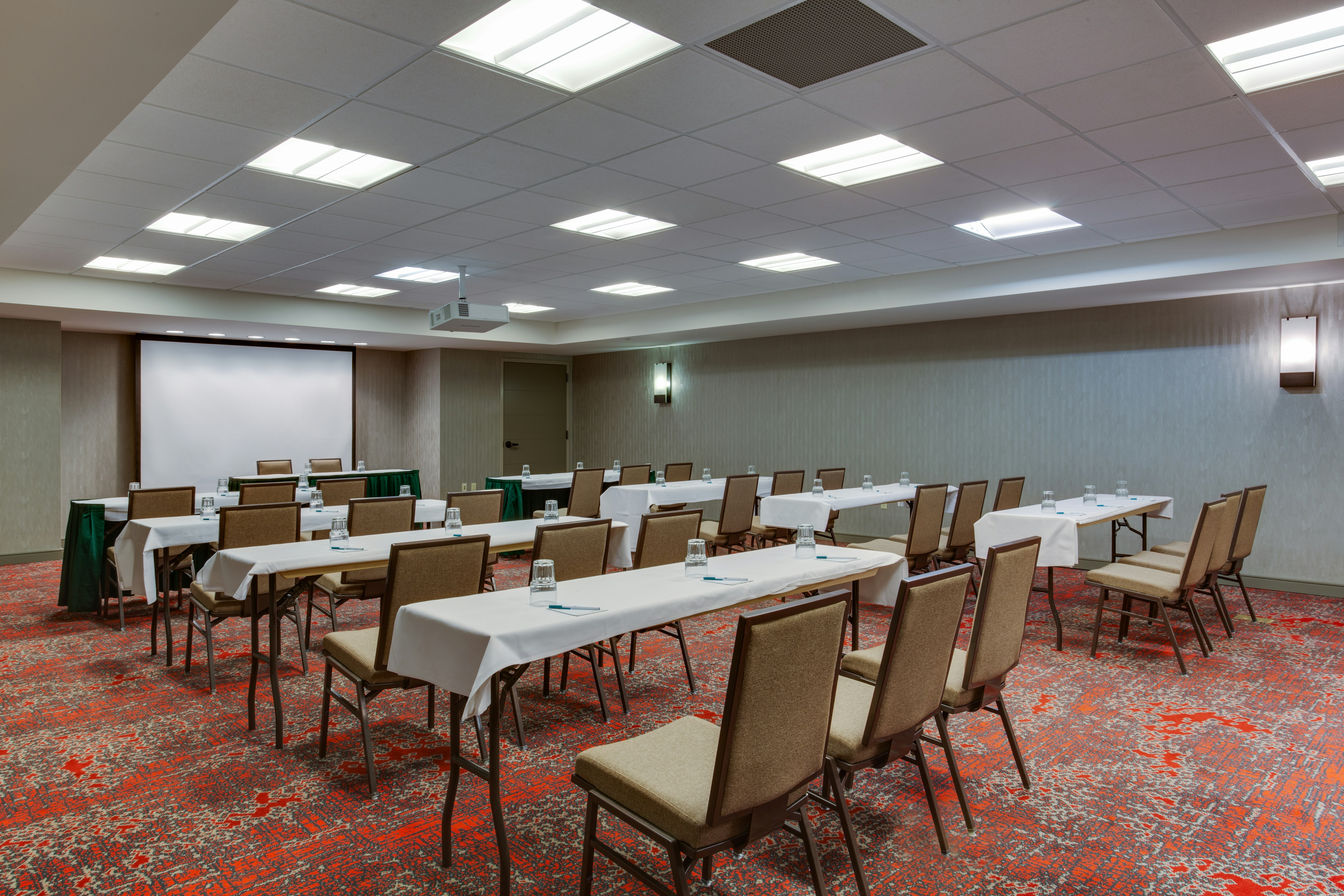 Homewood Suites by Hilton Savannah Historic District/Riverfront 32/40