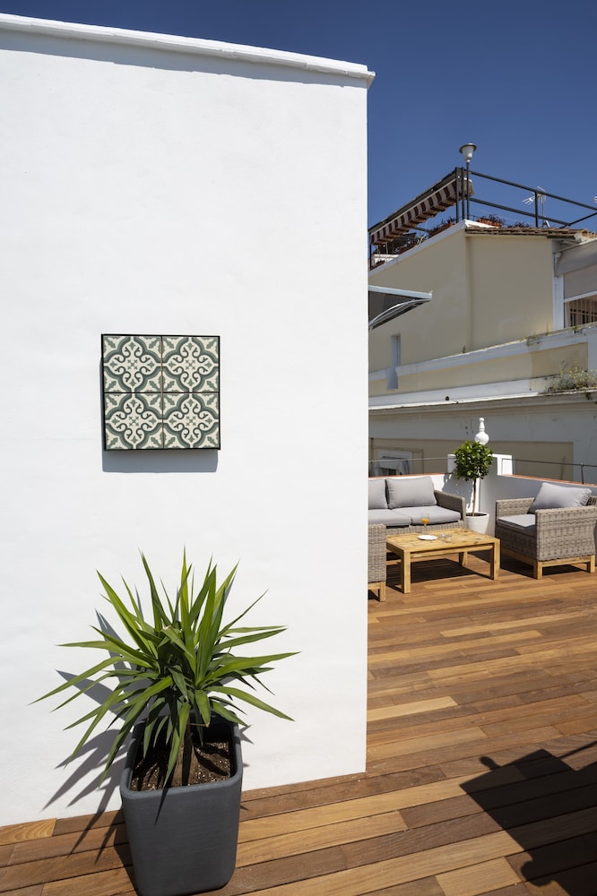 Basic Hotel Sevilla Catedral 10/65