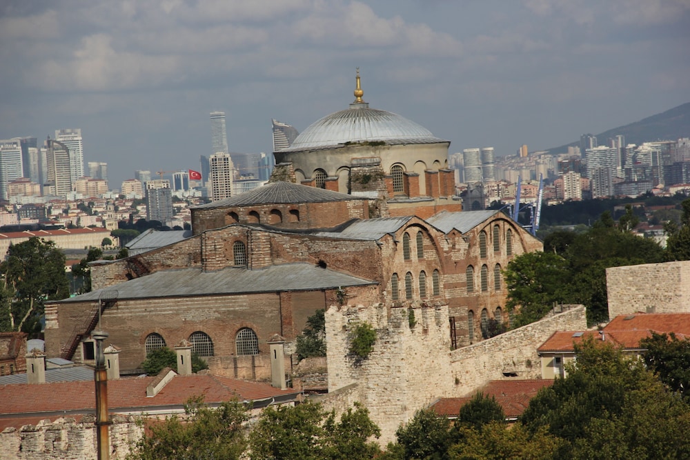 Albatros Hagia Sophia 4/50