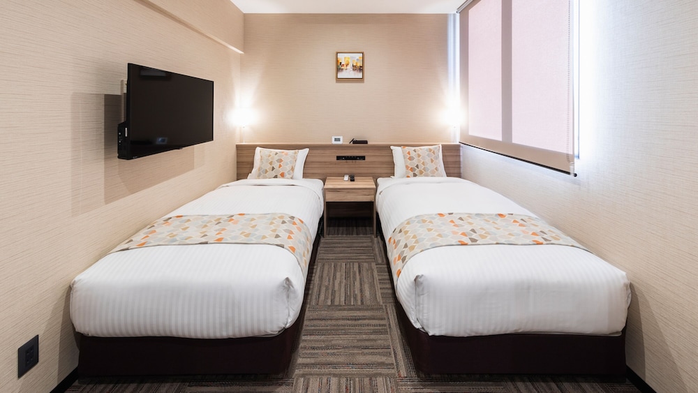 EXECUTIVE, TWIN BEDS, BATHTUB